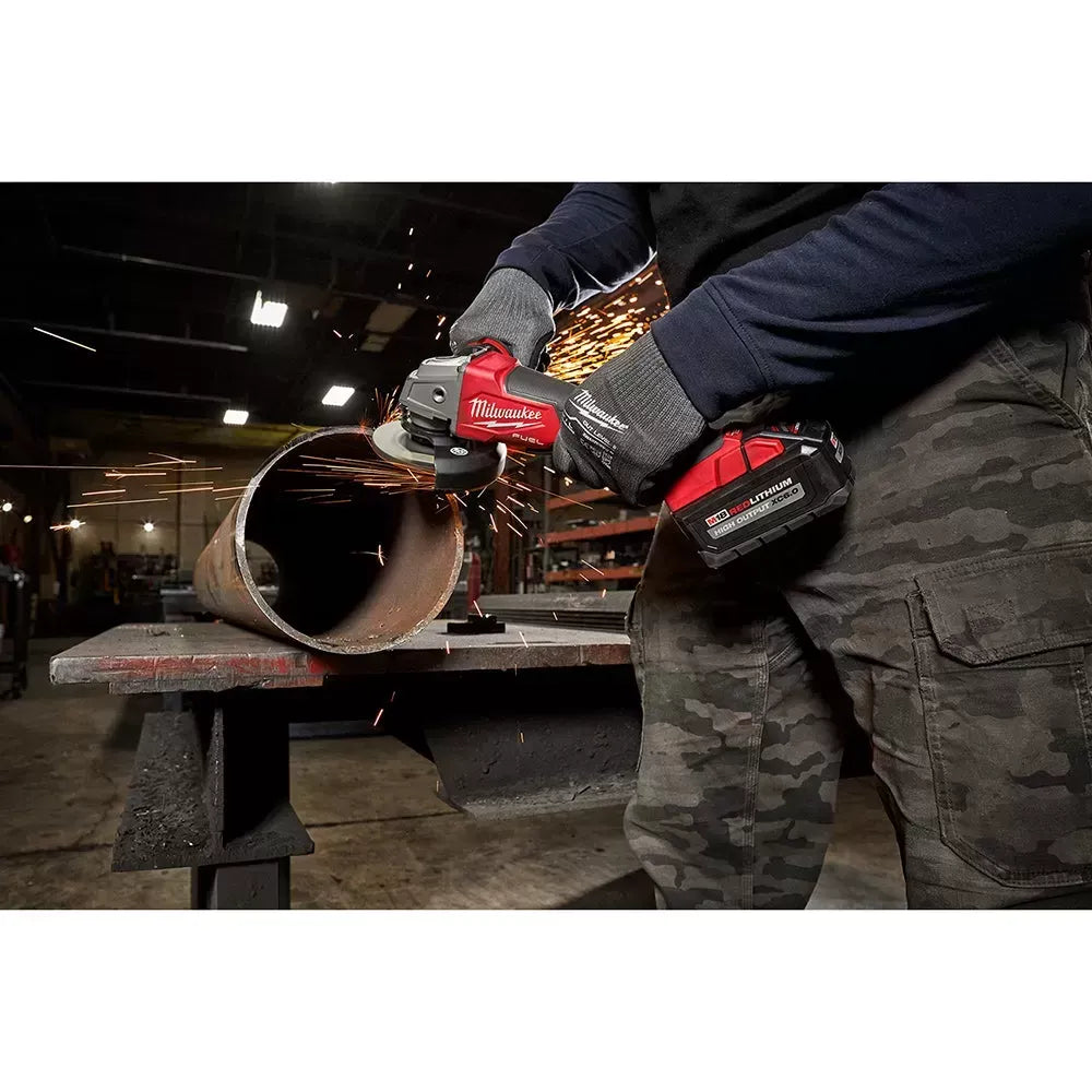 Milwaukee Pre-Sale Pre-Sale Pre-Sale 3697-22GR M18 FUEL 18V Cordless Drill / Driver Kit w/ M18 FUEL Grinder