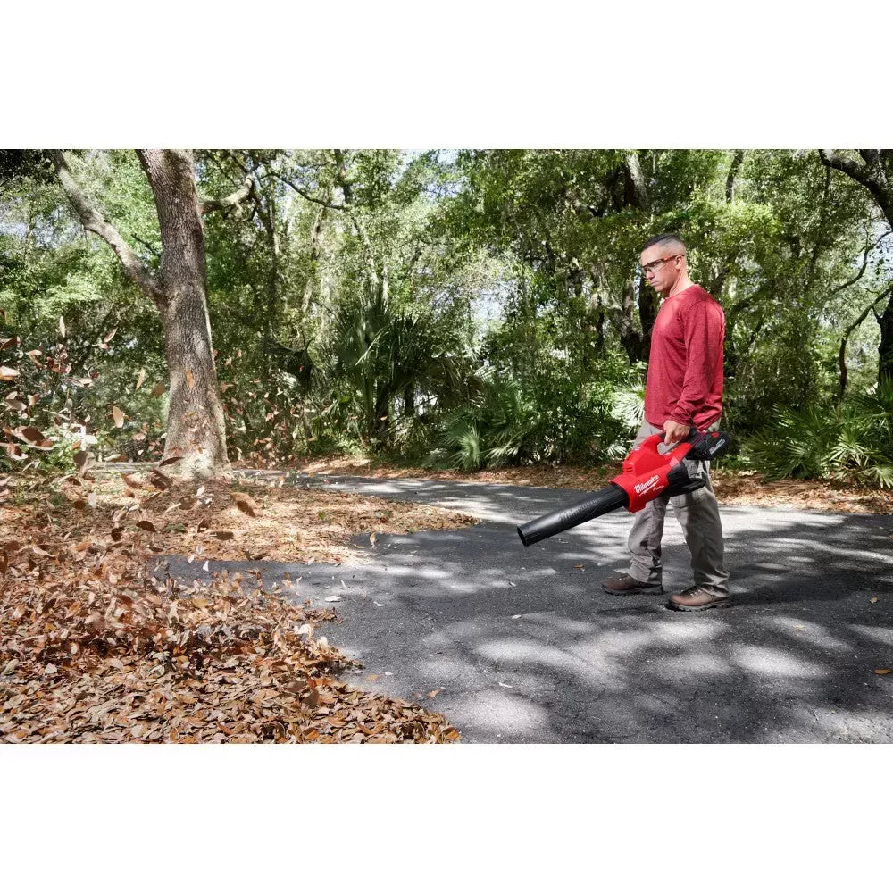 Milwaukee Pre-Sale 2824-20 M18 FUEL 18V 600 CFM Cordless Brushless Dual Battery Blower