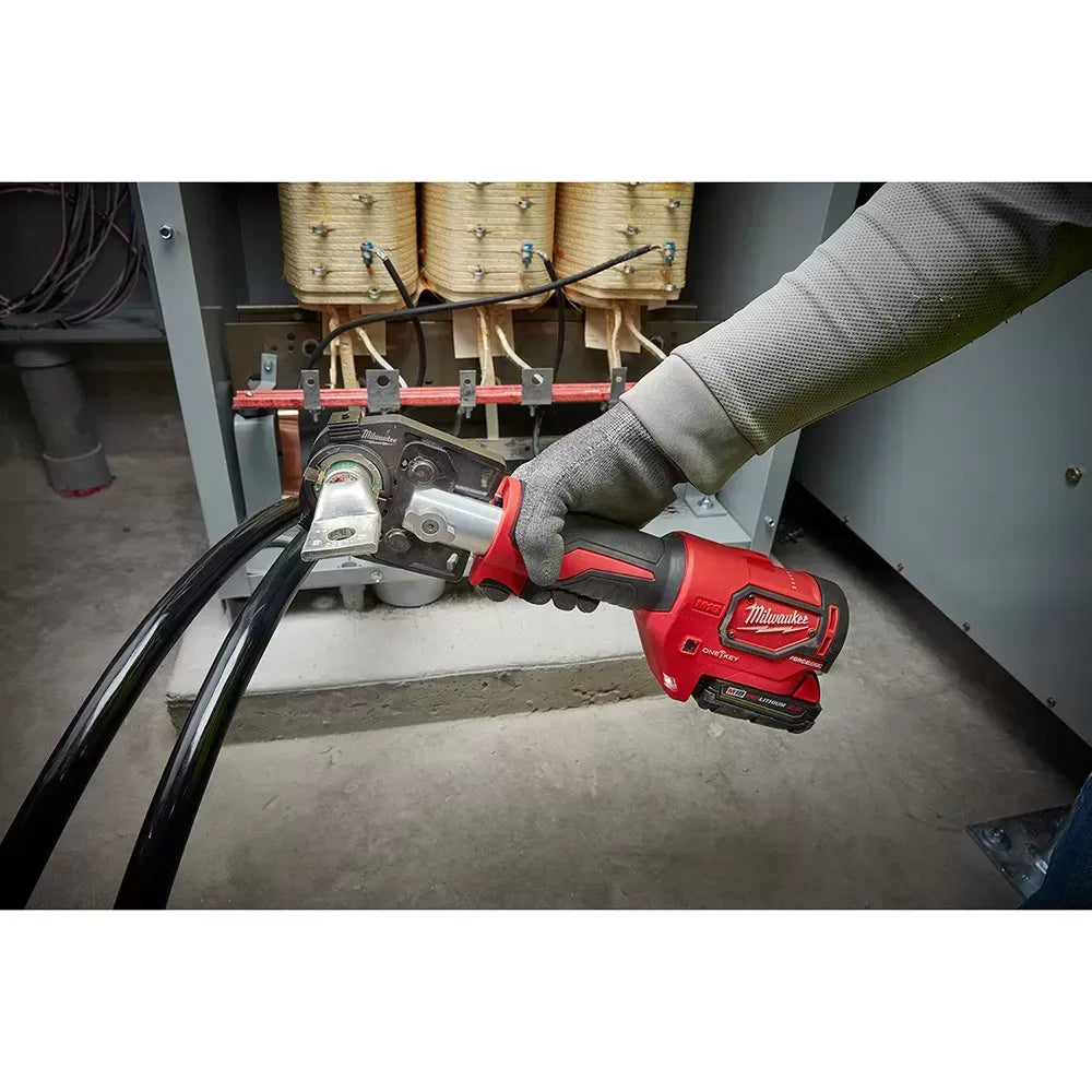 Milwaukee 2679-22 M18 18V FORCE LOGIC 600 MCM Crimper Kit w/ Cable Stripper Dies