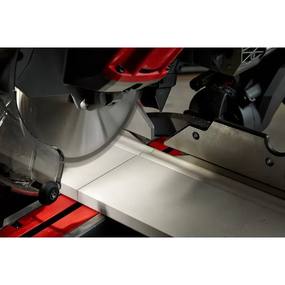 Milwaukee 2733-21 M18 FUEL 18V 7-1/4-Inch Dual Bevel Sliding Miter Saw Kit