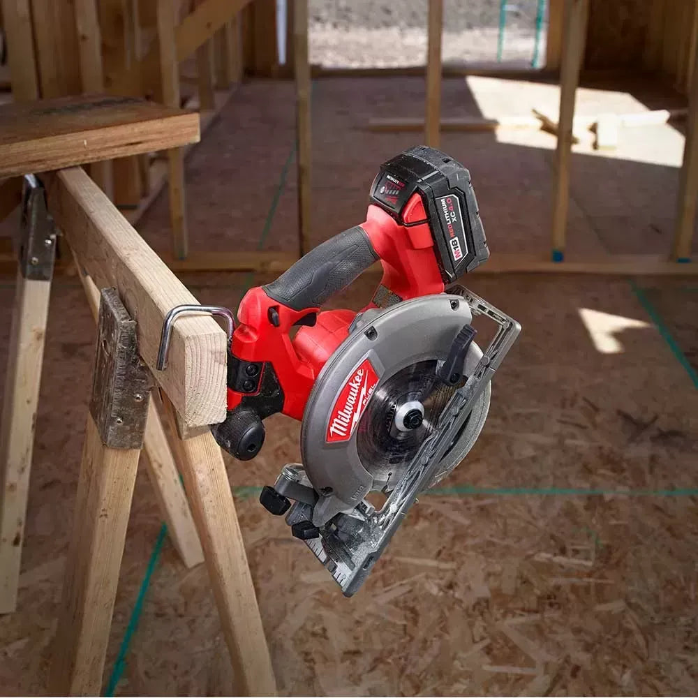 Milwaukee 2730-80 M18 FUEL 18V 6-1/2" Circular Saw w/ Blade - Reconditioned