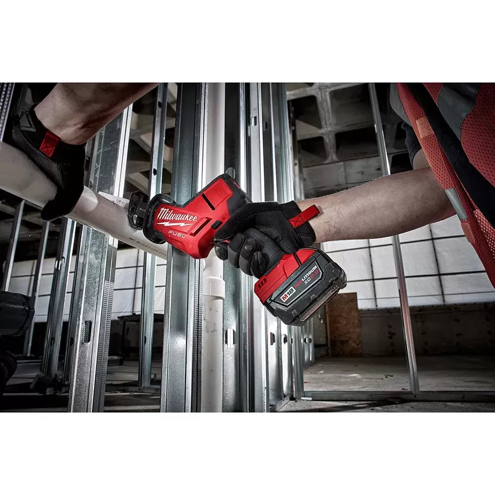 Milwaukee 2656-21PB M18 18V 1/4" Impact Kit w/ M18 FUEL HACKZALL and 2AH Battery